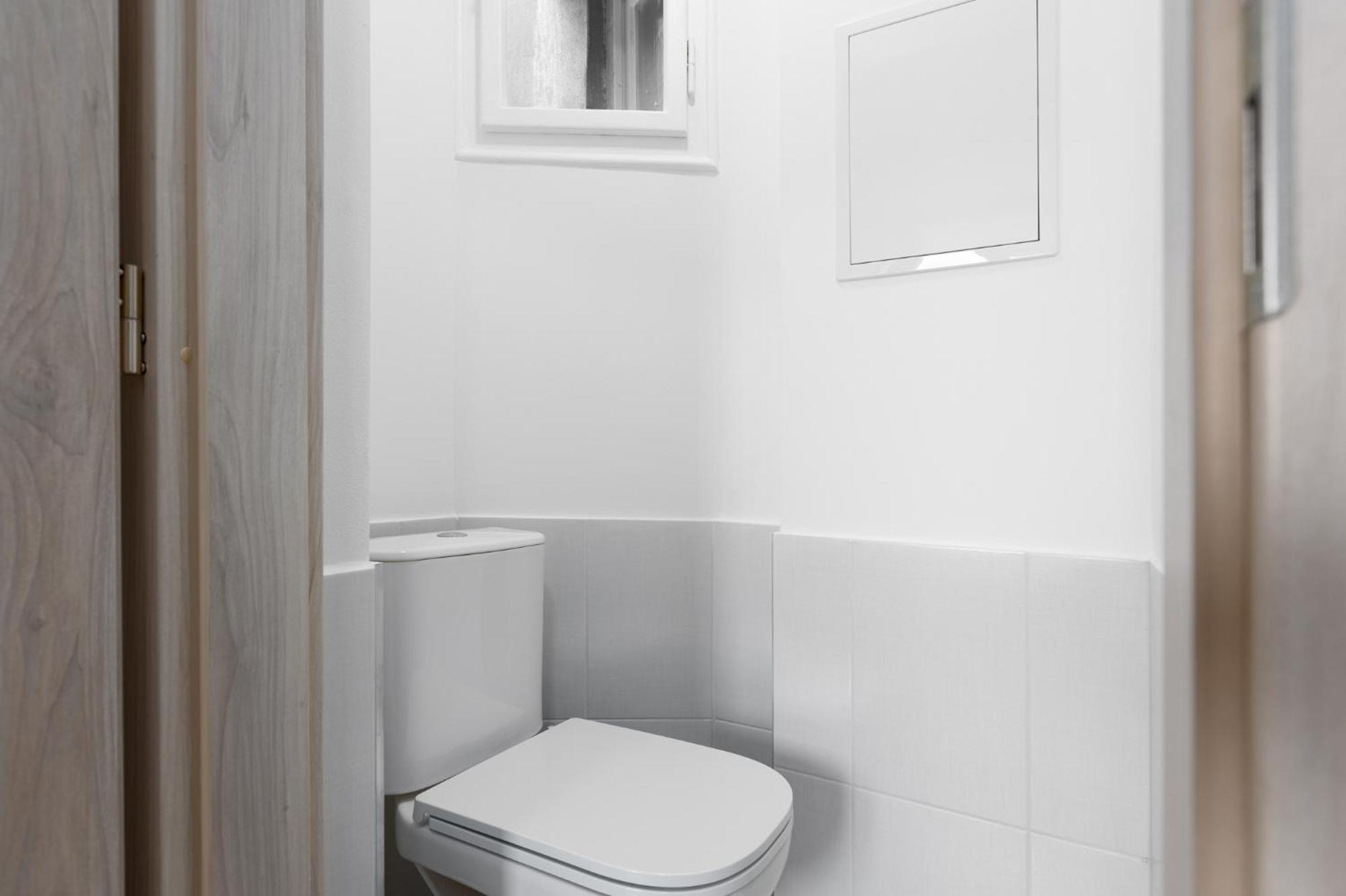 Apartman U Metra S Terasou Praga Exterior foto