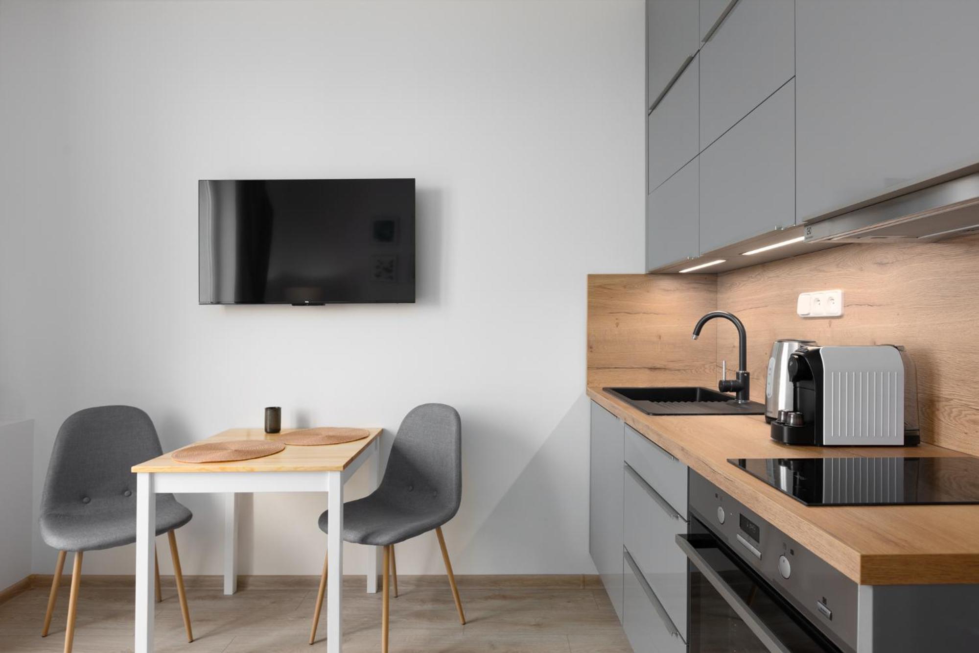 Apartman U Metra S Terasou Praga Exterior foto